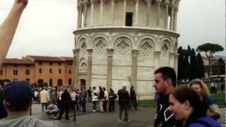 Our New Favorite Troll High-Fives Tourists Pretending to Hold Up the Leaning Tower of Pisa